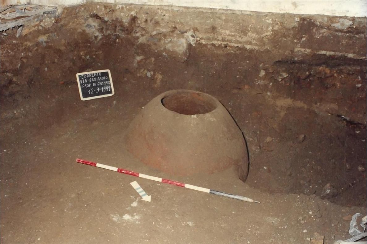 Dolio rinvenuto nel 1991 (Archivio fotografico MANN)